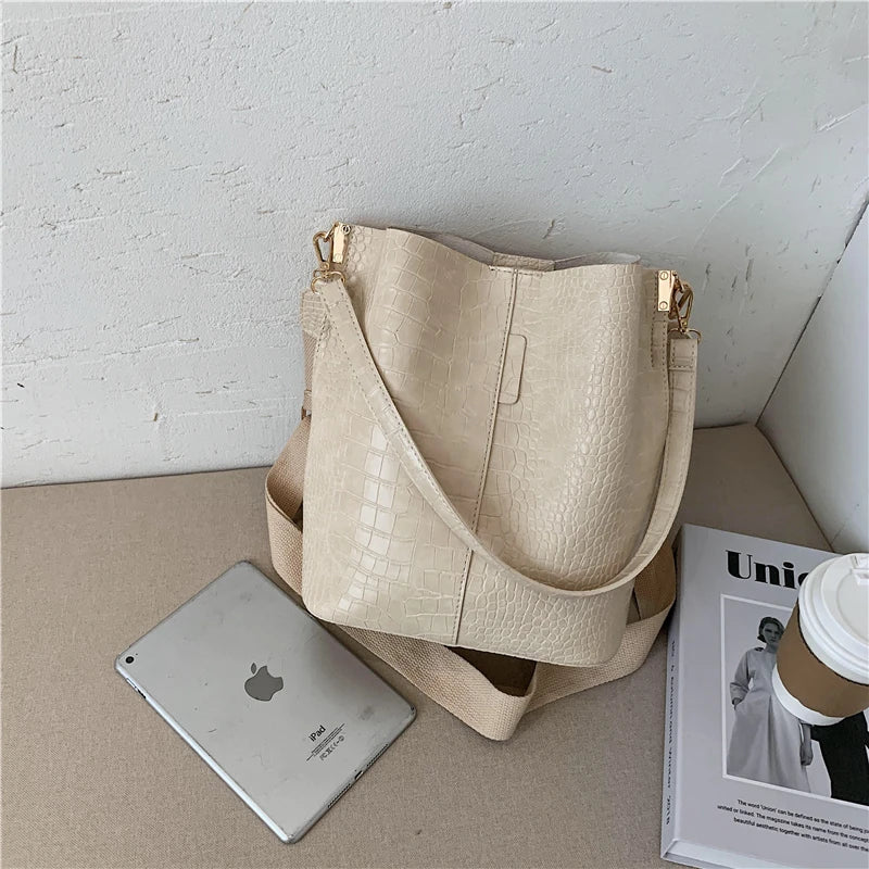 Women Bag Vintage Crocodile Pattern Crossbody Bags for Women PU Leather Trend Designer Shoulder Handbags Large Capacity Bucket