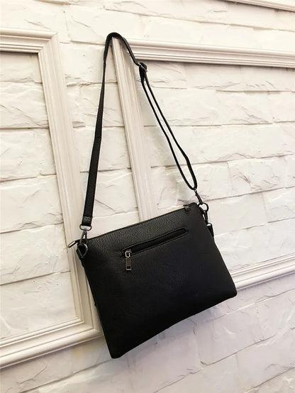 Fashion Rivet Day Clutches for Women Shoulder Bags PU Leather Crossbody Bags Brand Design Ladies Envelope Bags Clutch Purse
