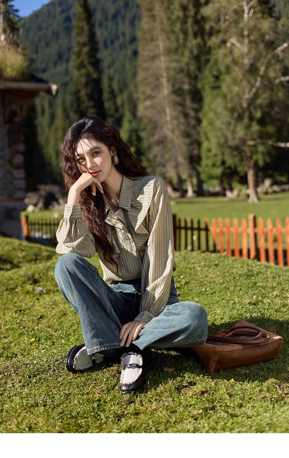 Retro Button Long Sleeved Striped Shirt for Women 2024 Autumn Korean Flounce Polo Neck Casual Tops Office Lady MXD41C0321