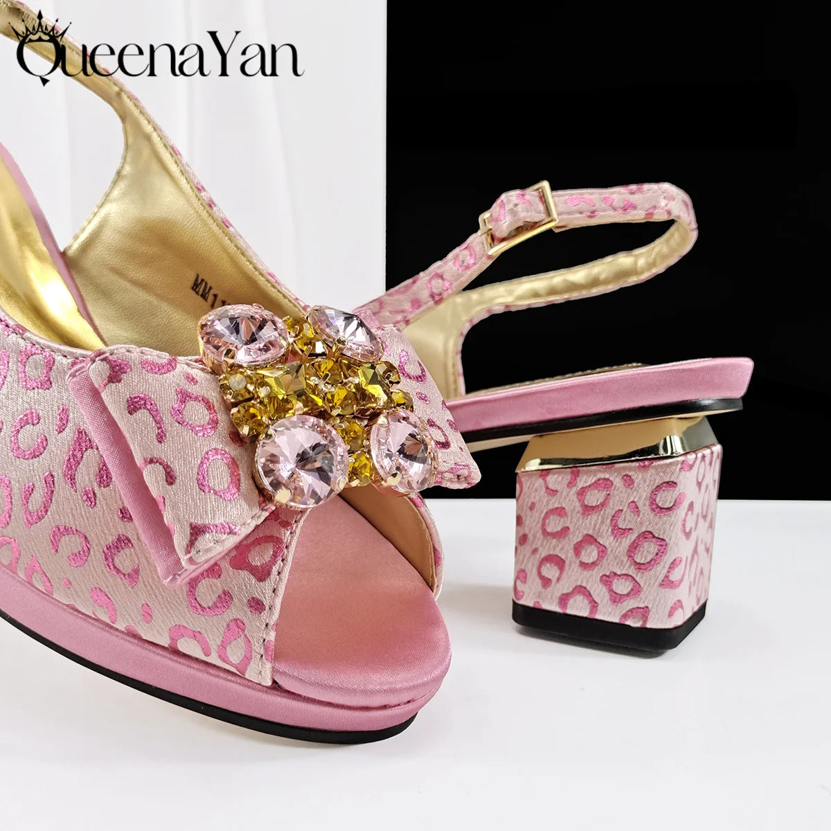Queena Yan  2025 Shiny Italian Fashion Pointed Toe Women Heel Fashion Rhinestone Decoration Pink Color Shoes And Bag Set