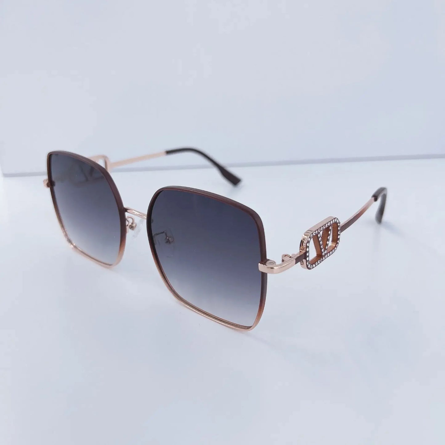 New Fashion Metal Frame Square  Sunglasses for Women Oversized Anti-ultraviolet Polarized Sun Glasses Women's High-end Gafas