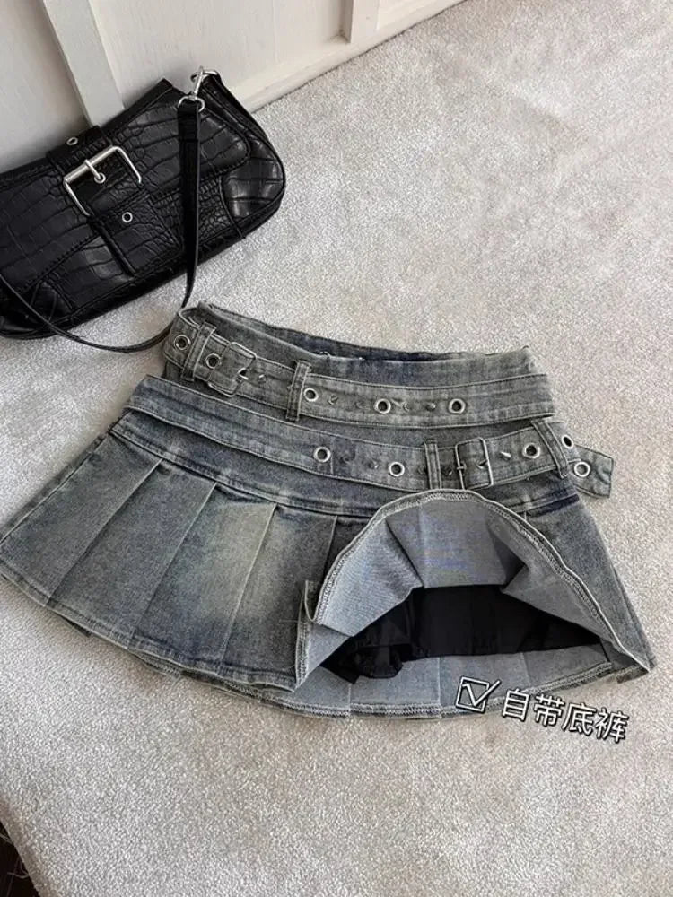 Y2k Vintage Streetwear Sexy Denim Skirts Women American Belt Buckle High Waist Pleated Skirt Hottie All-match Short Skirt Summer