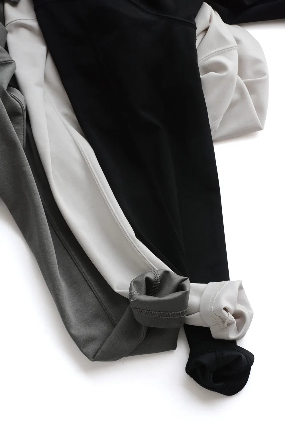 Shape-Retention & Pilling-Resistant Long-Sleeve Tee: Contrast Collar Design + Stretchy Fit Men's Undershirt
