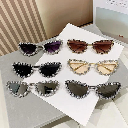 Luxury Crystal Women Cat Eye Sunglasses Female Diamond Trending Metal Frame Sun Glasses Driving Eyeglasses Uv400 Gafas De Sol