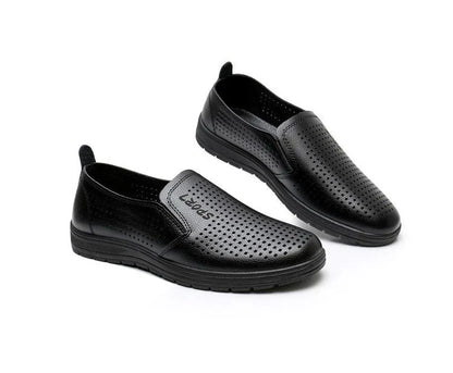 2026 Summer Men Sandals Business Casual Leather Hollow Out Shoes Breathable Soft Sole Clogs Fashion Comfortable Outdoor Slides