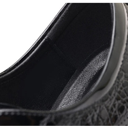 Lace Designer Fashion Business Casual Shoes for Men Spring Summer New Patent Leather Shoes Male Solid Color Wedding Shoe Man