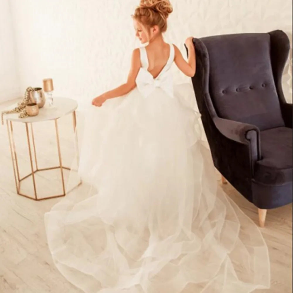 Cute Flower Girl Dresses for Wedding Big Bow Appliques Long Little Pageant Gowns Girls White Tulle First Communion Gowns