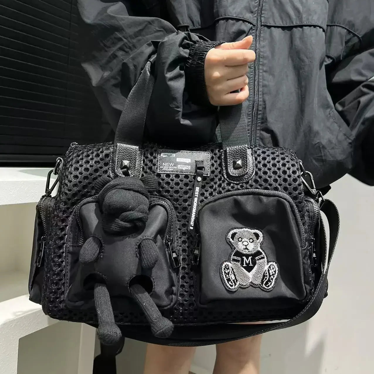 Ladies' fashionable mesh splicing casual handbag with multiple pockets, teddy bear doll, single shoulder diagonal cross bag