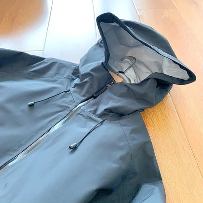 2026 New Storm Jacket Lovers Outdoor Sports Camping Mountain Skiing Trend Fashion British Wind Leisure Waterproof Storm Jacket