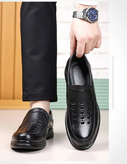 2026 New Designer Breathable Hallow Leather Shoes for Men Black Fashion Summer Shoes Male Britsh Business Casual Shoes Man