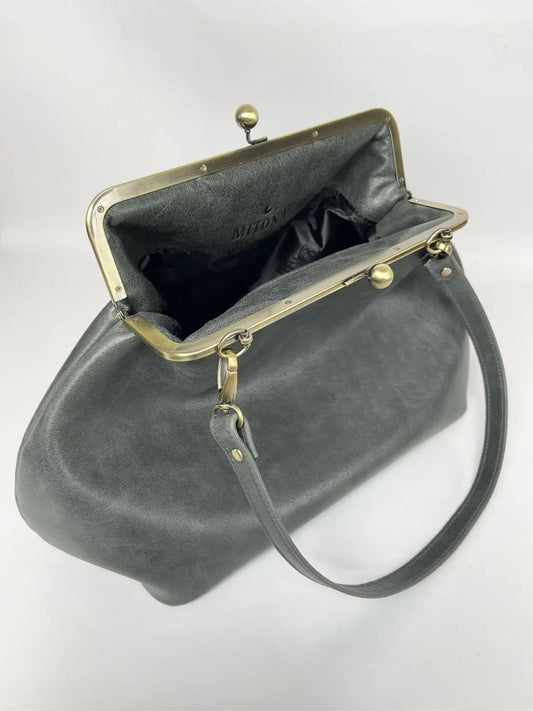 LOST IN VINTAGE Artificial Leather Bag Large Balls Bronze Kiss-lock Large Clutch Handbag Proudly Carried In Hand 35x30x20cm