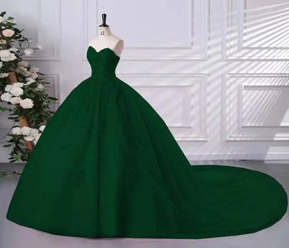 15 Quinceanera Dresses Ball Gown Strapless Party Dresses Sweet Ball Gown Customized 15 Year Old Dress Plus Size