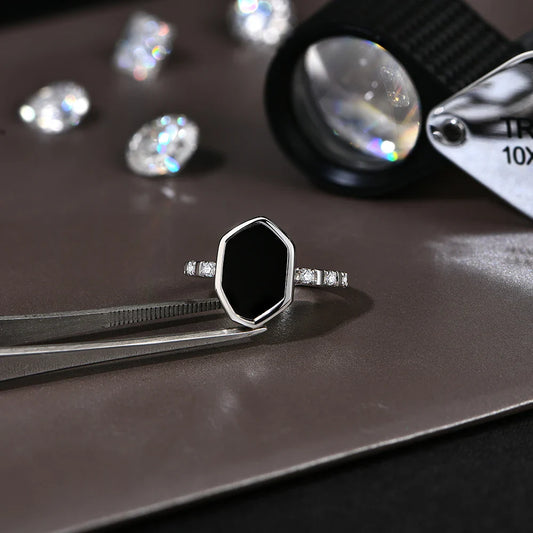 Bagues hexagonales en onyx noir pour femmes et hommes, avec moissanite latérale, en argent S925 plaqué or blanc 18 carats, bijoux de fête quotidiens, cadeaux
