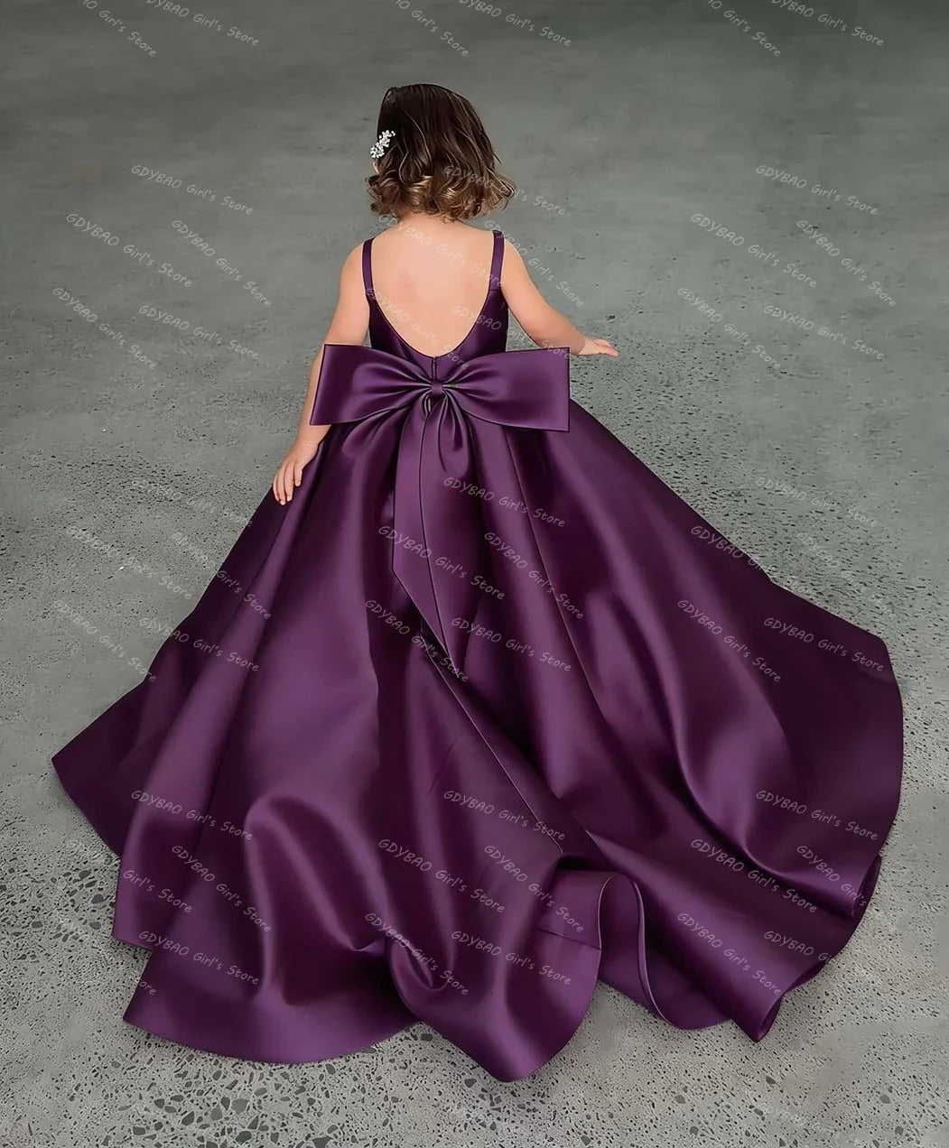Pink Flower Girl Dresses for Wedding With Bow Backless Brush Train First Communion Frock Custom Pleated Satin Pageant Party Gown