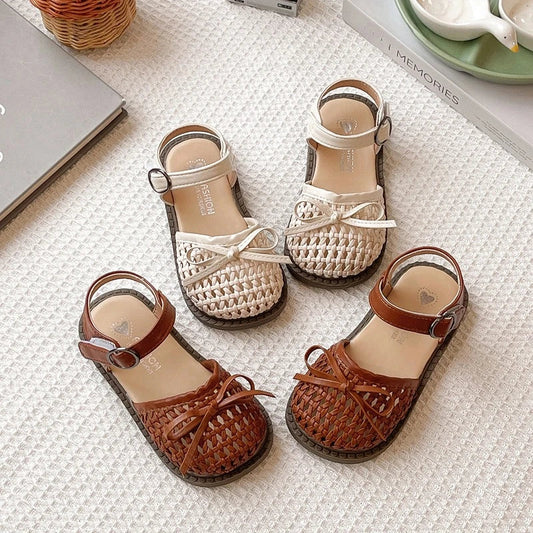 Kids Summer Casual Sandals Sweet Bow Girls Woven Flat Shoes Non-slip Children's Hollow-out Beach Sandals for School Daily Wear
