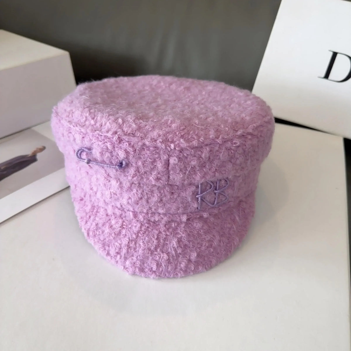 Brand Designer New Winter Embroidery Letter Baker Boy Straw Caps Purple Newsboy Caps Thick Warm Flat Cap Chapeau Homme
