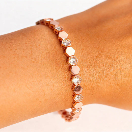 Bracelet femme orné de cristaux Swarovski de première qualité, en laiton plaqué or blanc 18 carats
