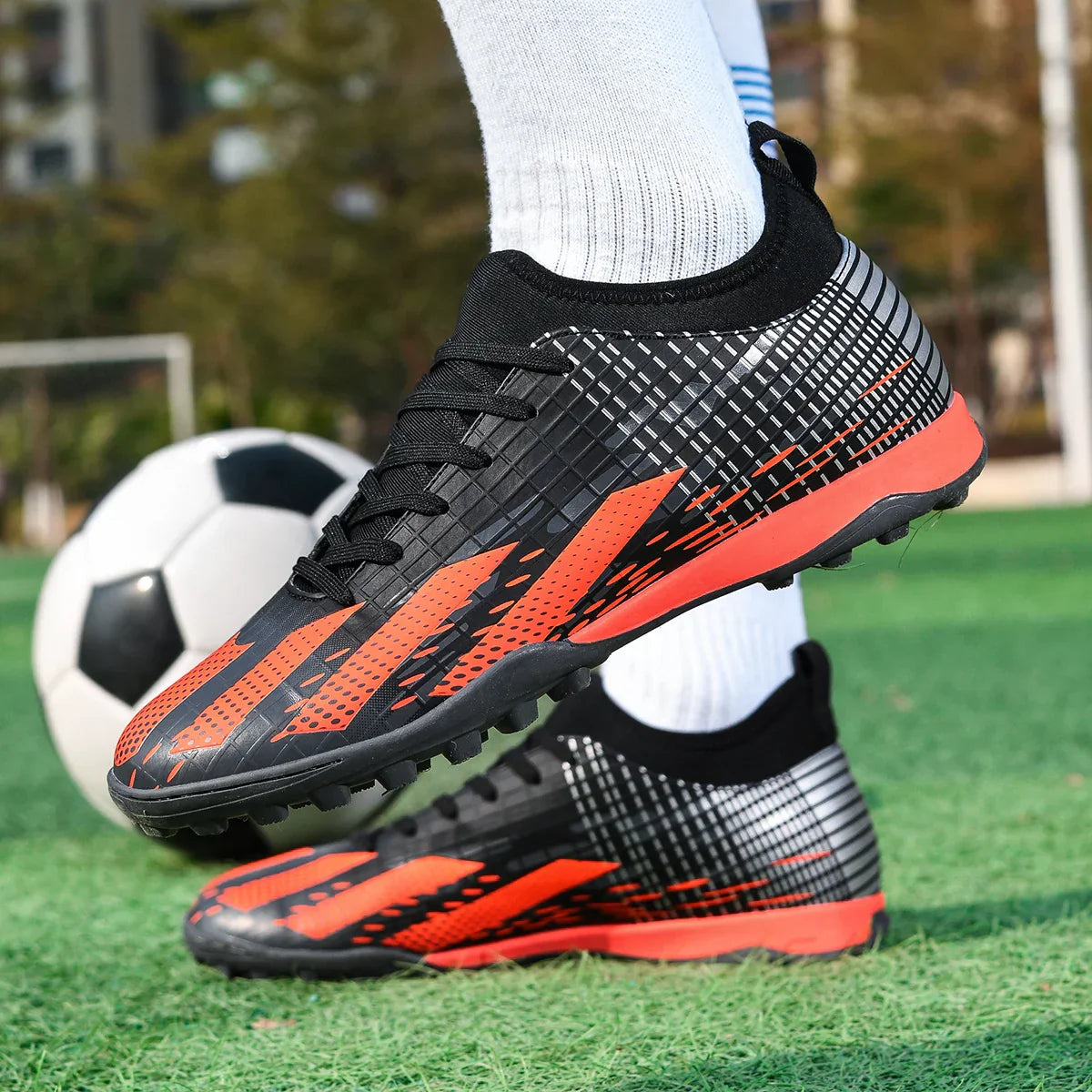 New Men Soccer Shoes Futsal Indoor Football Boots Sport Match Training Kids TF Cleats Grass Ankle Hot-selling High-quality Light