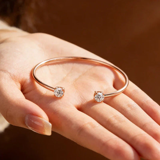 Bracelet jonc fin en moissanite ronde taille brillant de 0,5 carat pour femme, en argent sterling 925, bracelet ouvert avec diamant de laboratoire, cadeau