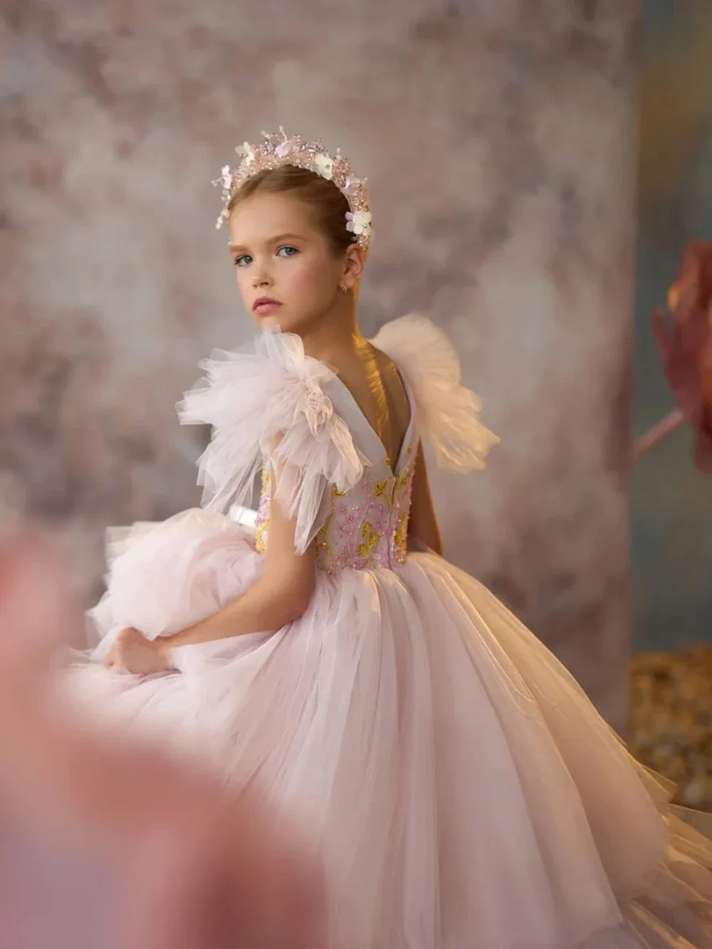 Girls Luxurious Beaded Tiered Tulle Long Wedding Party Gown Elegant Sleeveless Kids Dresses First Communiom Formal Evening Wear