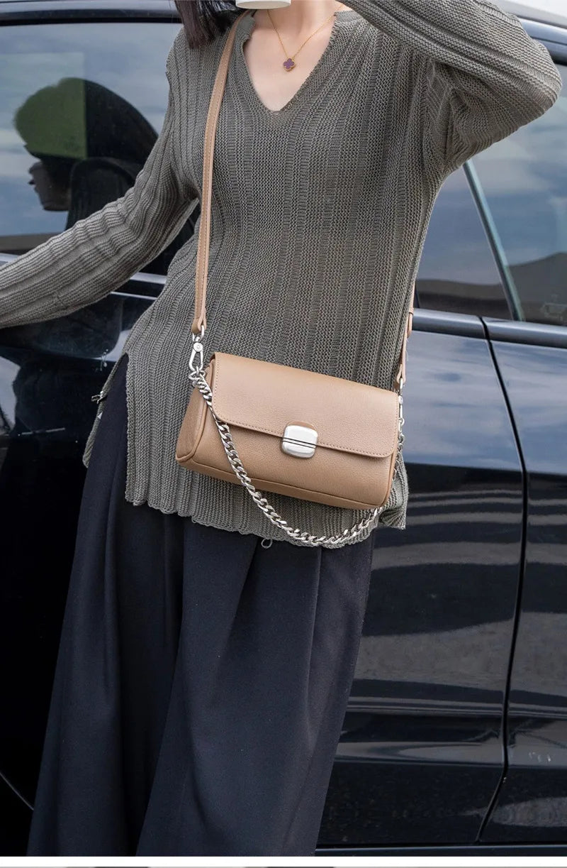 Supple Genuine Leather Women's Barrel Crossbody Bag - Commuter-Friendly Small Chain Strap Shoulder Bag for Everyday Chic