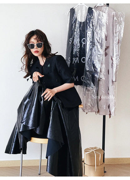 تنورة نسائية أنيقة من الجلد الصناعي اللامع الأسود اللامع من Lautaro، تنورة طويلة بكسرات، خصر عالي، ملابس مصممة فاخرة، للربيع والخريف
