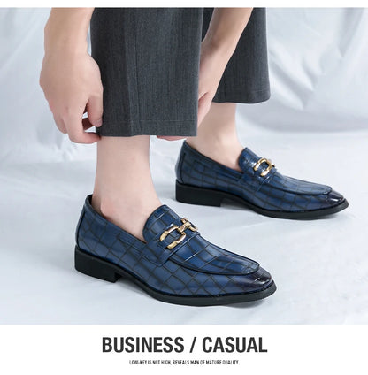 46 plus-size Metal Pressed Floral Loafers 2024 new merchant leather shoes men's casual pressed plaid leather pointy