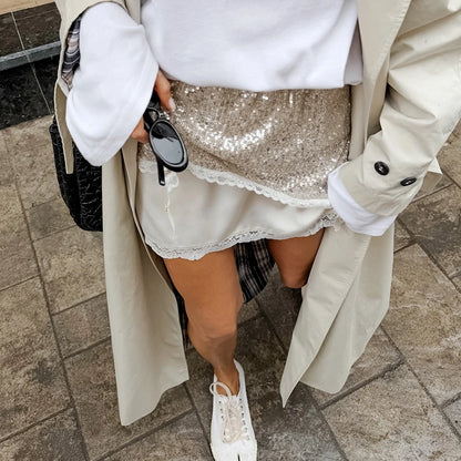 تنورة Linad Street Chic فضية دانتيل مطرزة بالترتر نسائية صيفية مثيرة بخصر عالٍ تنانير صغيرة غير منتظمة تنورة مرقعة كاجوال 2026