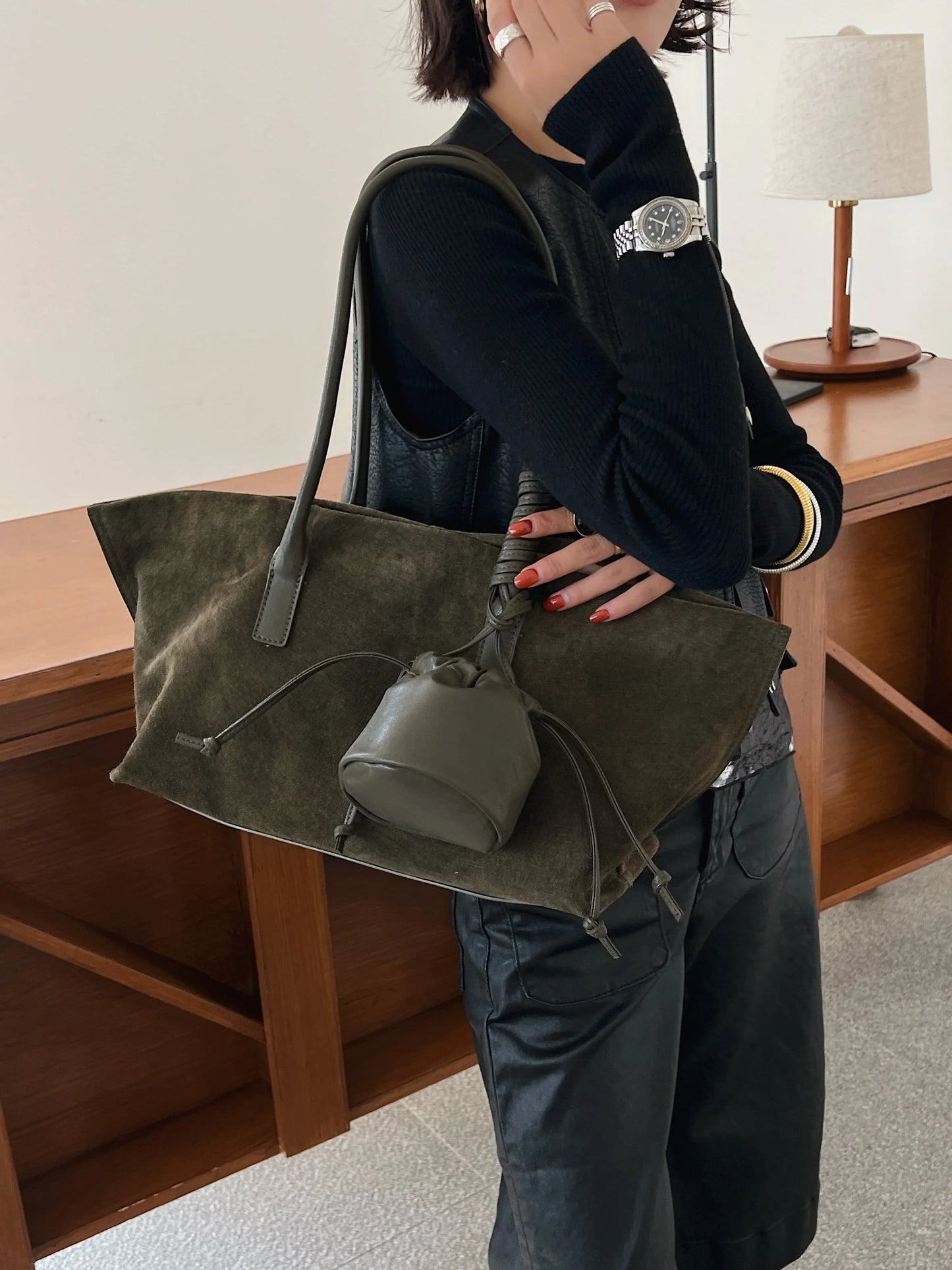 Vintage Large Capacity Suede Tote Bag Designer Trapeze Shoulder Bags for Women Luxury Genuine Leather Handbag and Purse 2026