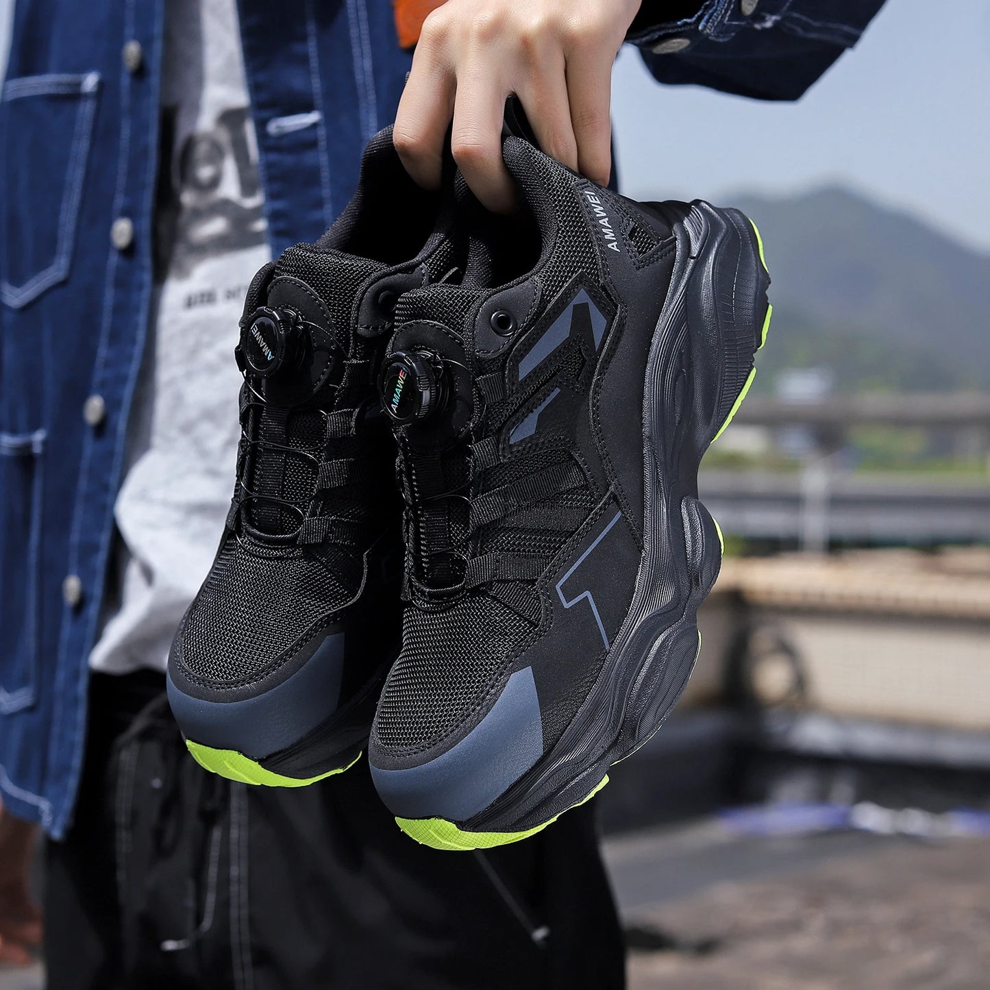 Mens Steel Toe Safety Shoes with Anti-Smash Industrial Shoes Non-Slip Hiking Boots Breathable Mesh for Construction/Warehouse