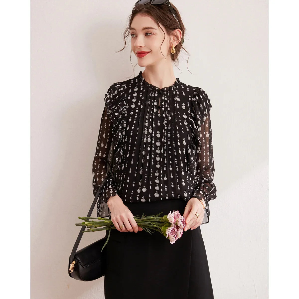 2024 Sweet Printed Stand up Collar Shirt Autumn Edition Gentle Bubble Sleeves Non Elastic Women's Shirt
