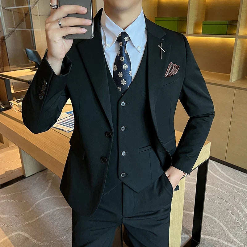2026 High Quality (Suit + Vest + Trousers) Stylish and Handsome Casual Wedding Suit Business Suit Three-Piece Genuine