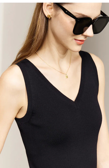 Minimalism Tank Top for Women 2025 Summer New Versatile V-neck fit Knitted Vest Camis Black Tops Women Clothing 72341028