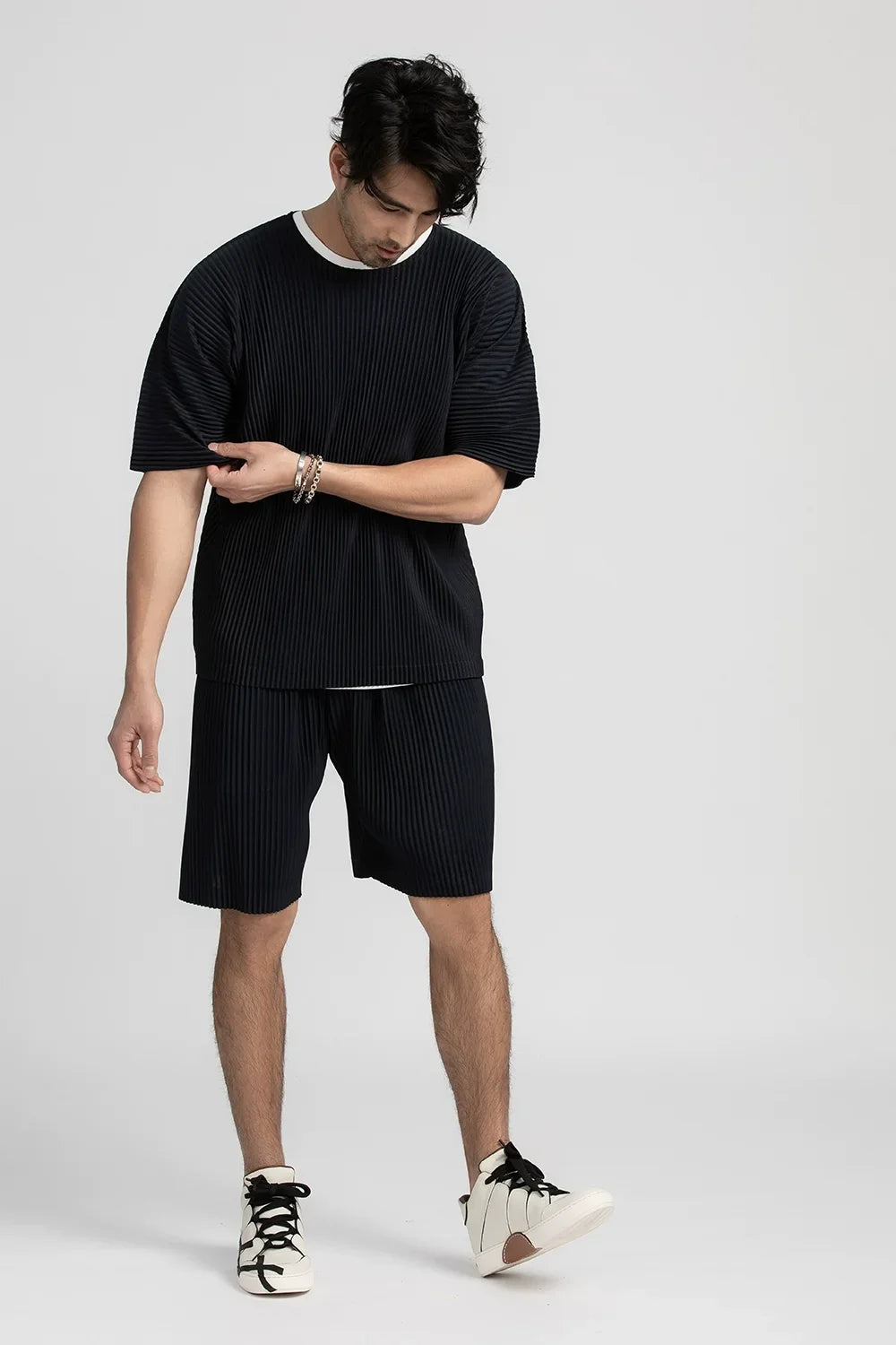 Pleated Shorts For Men Five-point Pants Baggy Casual Sports Shorts Japanese Pleated pants