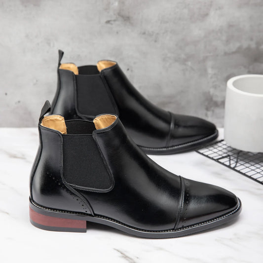 2025 Retro Men's Solid Color Pointed Business Ankle Boot  Comfortable Wedding  Party Shoe Breathable  And  Anti-Slip Ankle Boots
