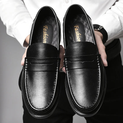 New Luxury Slip on Dress Shoes Men Italian Comfortable Loafer for Men Outdoor Mens Slip on Flats Classic Men Shoes for Wedding
