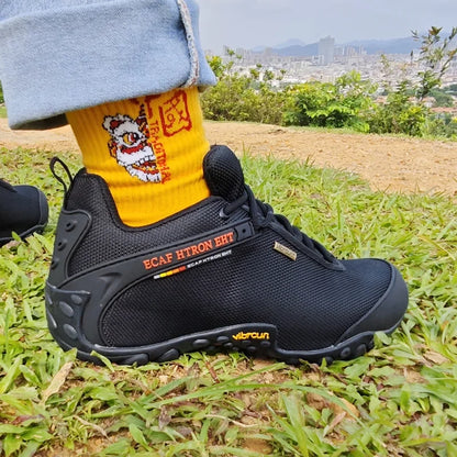 Mens Outdoor Mountain Climbing Shoes Mesh Non-Slip Breathable Trekking Hiking Shoes Waterproof Camping Soft Sneakers 39-46