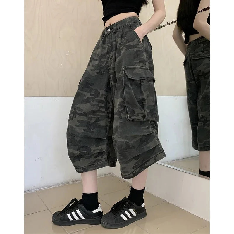 Lady Retro Fashion Baggy Capri Jeans Female High Waist Thin Denim Pants Girls Fashion Camouflage Straight Leg Trousers