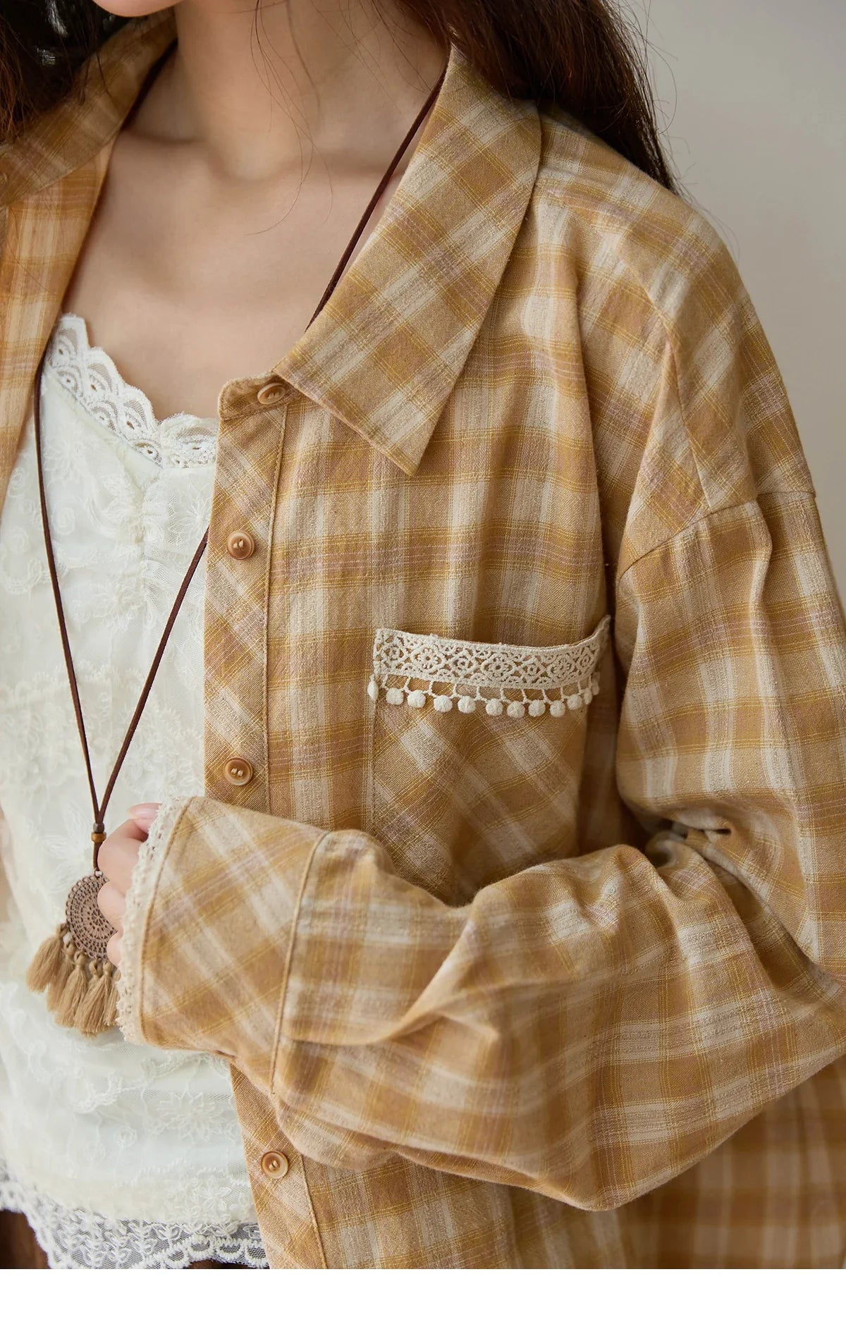Women's Retro Plaid Long Sleeved Shirt 2025 Autumn Korean Loose Casual Plaid Top with Lace Pocket Lapel Shirts MXE43C2378