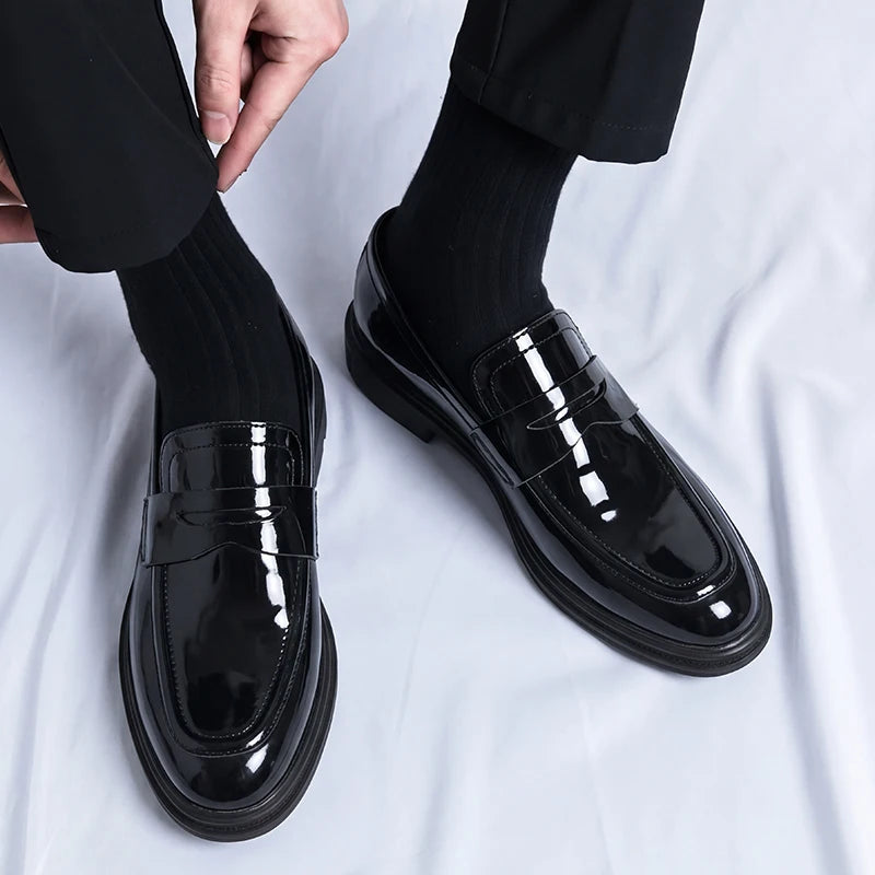 New Summer Slip on Flats Stylish Leather Men's Loafers Fashion Casual Shoes Man Light Antiskid Driving Shoes Handmade Moccasins
