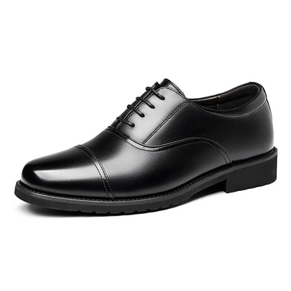 Breathable Hallow New Designer Cow Leather Shoes for Man Summer Autumn Fashion Business Casual Dress Shoes Loafers Man