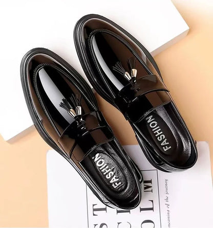 Black Social Shoe for Men Casual Business Patent Leather Bright Upper Dress Shoes Man New Low Price 39 Suit Cheap Liquidation