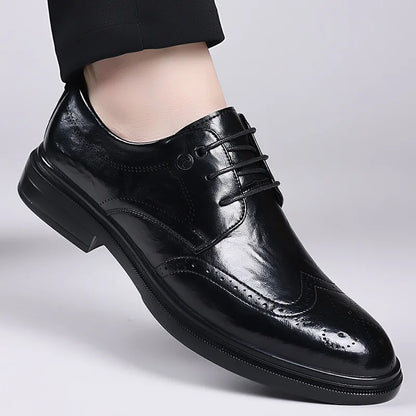 2026 Spring Autumn New Brogue Shoes for Men Solid Color Leather Dress Shoes Male Fashion Business Casual Wedding Shoe Man