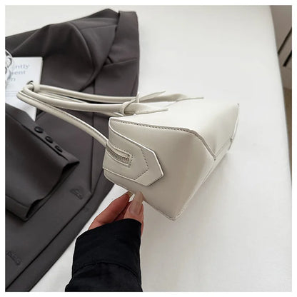 Vintage Long Shoulder Bag Women Shoulder Bag Luxury Cowhide Ladies Handbag Female Commuter Shopping Underarm Bag
