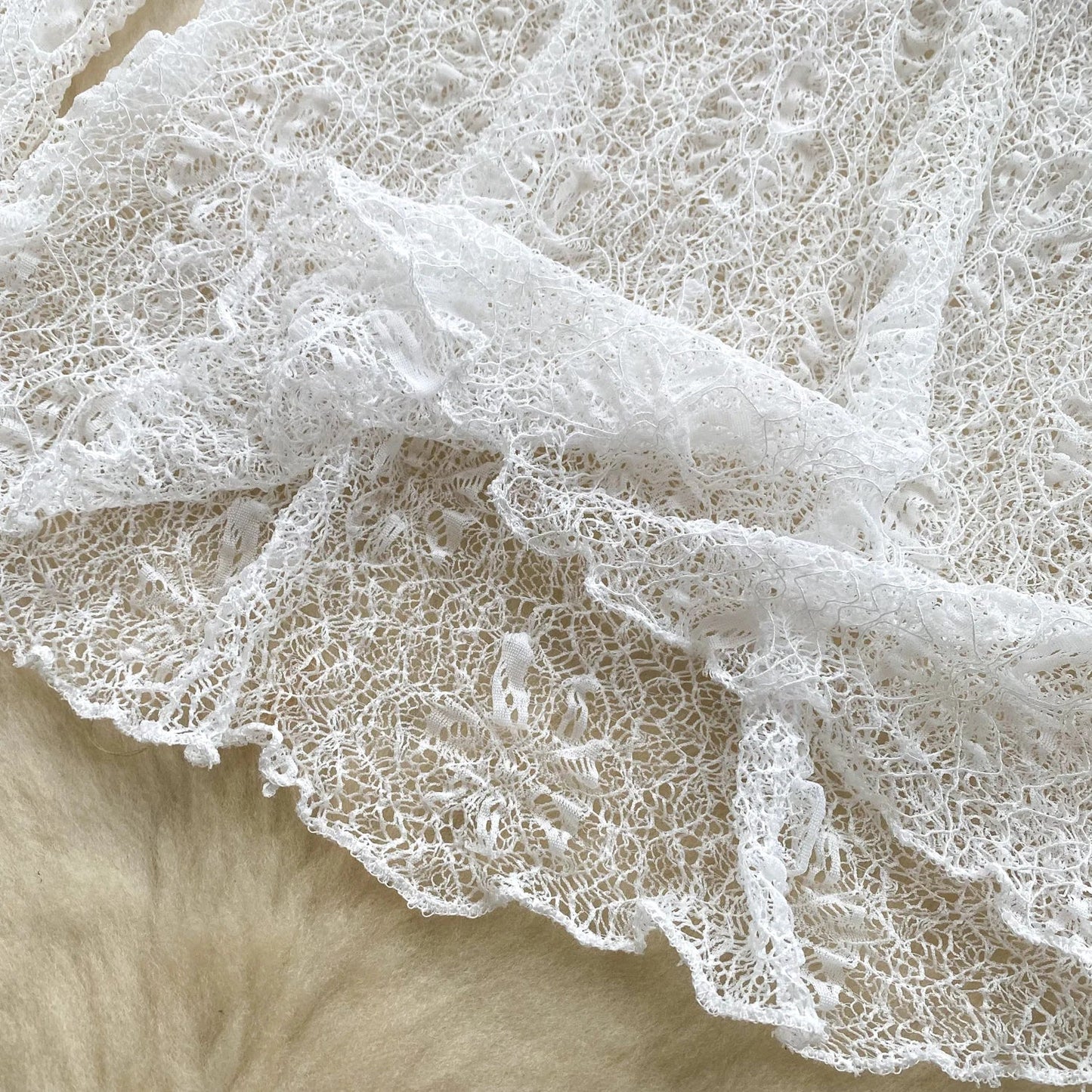 Autumn Streetwear Tops Suits Women O Neck Full Sleeves Thin Sheer Lace Shirts+Sleeveless Outerwear Ruffles Tank Top