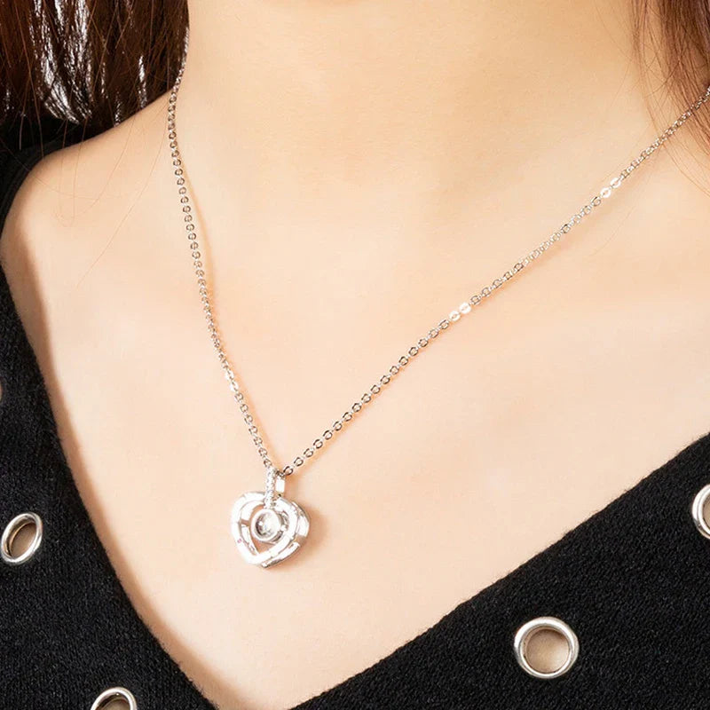 100 Languages I Love You Projection Necklace With Rotating Rose Gift Box 2023 New Creativity Design Romantic Luxury Jewelry Set