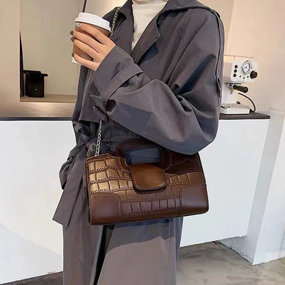 2025 New Crocodile Grain PU Leather Handbag for Women Vintage Large Capacity Evening Bag Simple Elegant Party Clutch Bag Shoulde