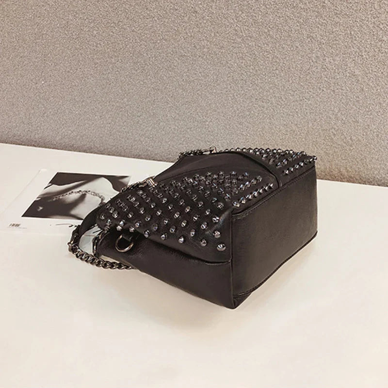 Studded Shoulder Bag for Women Leather Punk Style Rock Rivet Crossbody Bag Handbag with Chain Wallet Purse for Girls