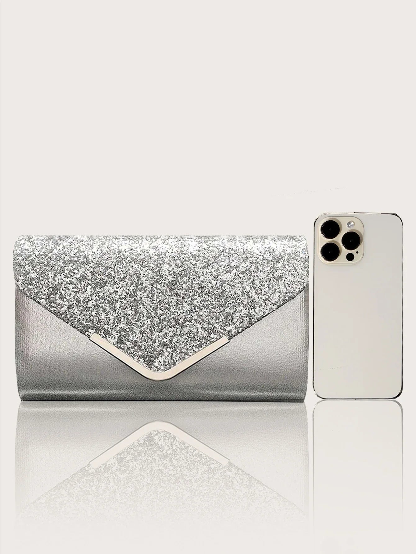 Gorgeous and elegant sparkly women's clutch bag, paired with a gorgeous rhinestone necklace, earrings and bracelet set of four.