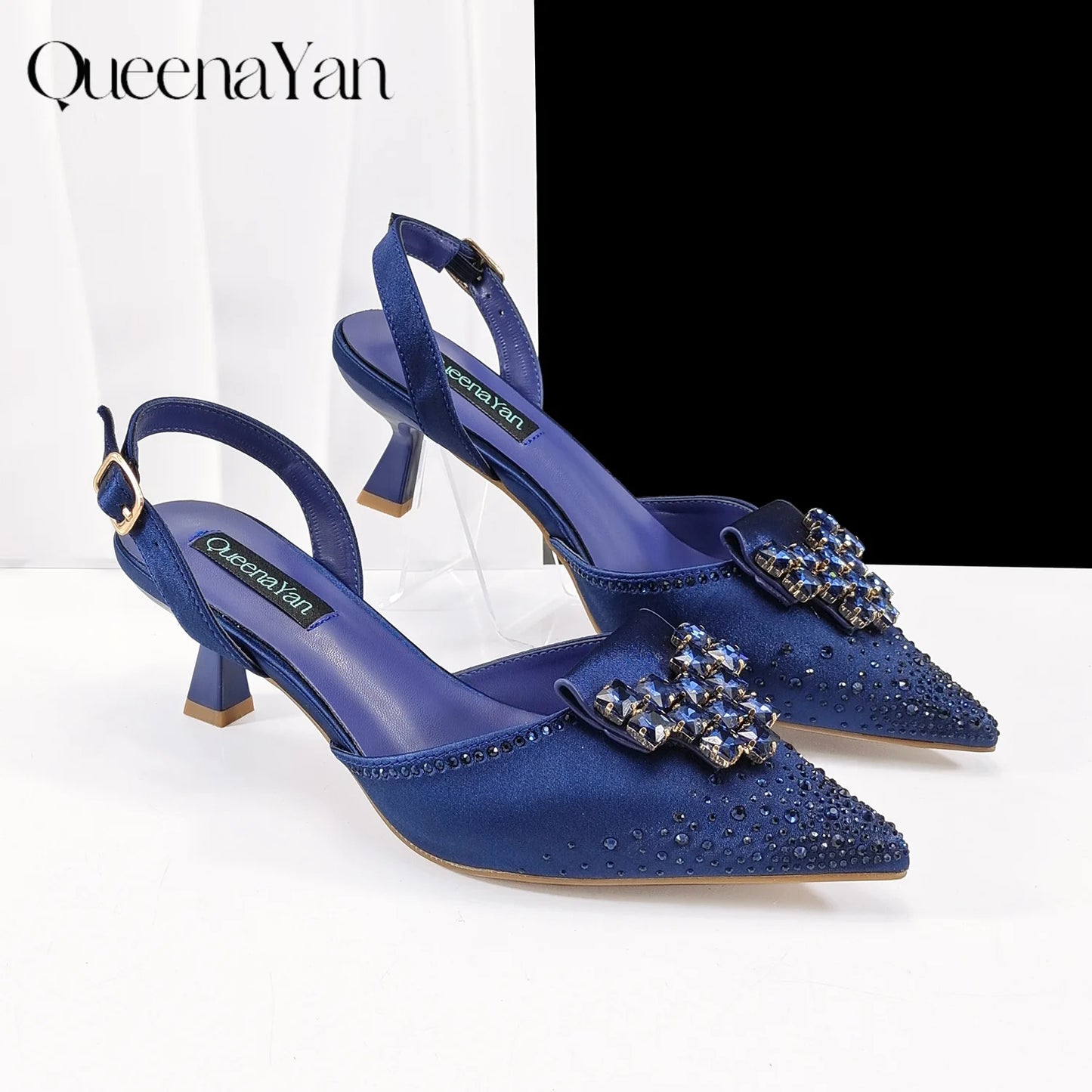 Elegant Navy Blue Handbag and Medium Heel Shoes Set with Beautiful Handmade Metal Decoration for Weddings and Parties
